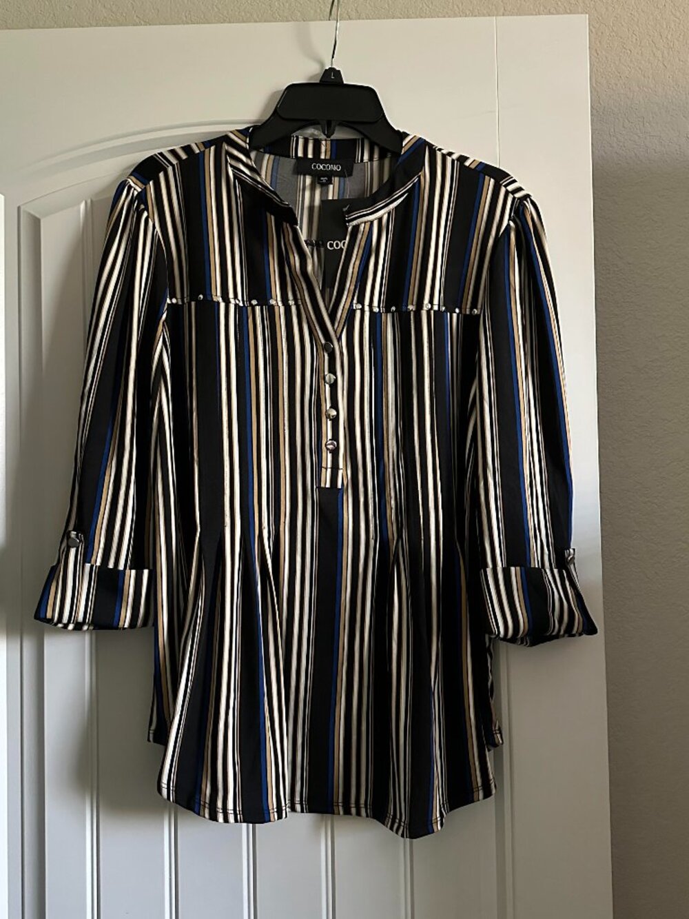 NWT Cocomo Studded Top-M